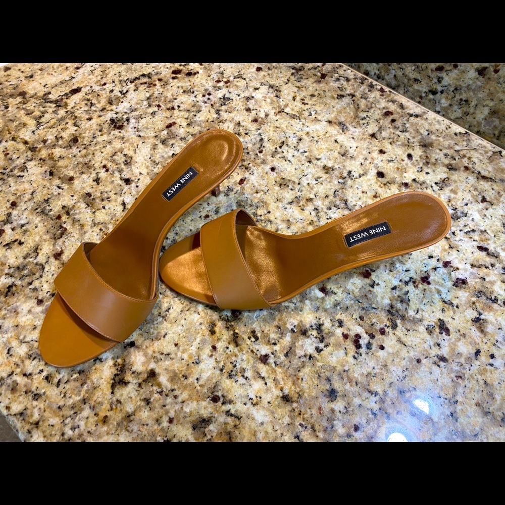 Women’s Kitten Heels